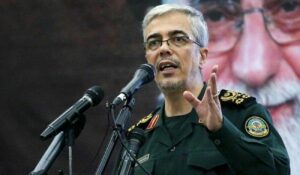 اللواء محمد باقري رئيس الأركان العامة للقوات المسلحة الإيرانية