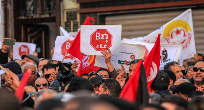 الانفجار الشعبي في تونس