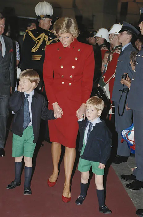 prince harry william matching green a