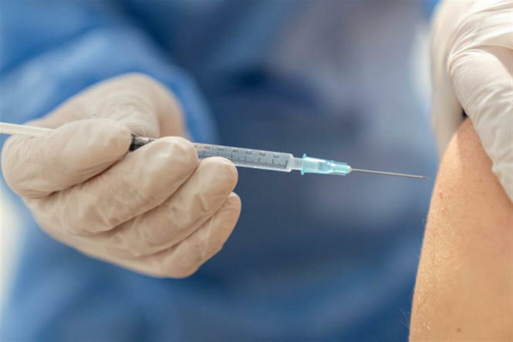 تطعيمات ضد كورونا