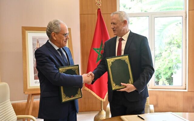 وزير الدفاع الإسرائيلي ونتظيره المغربي