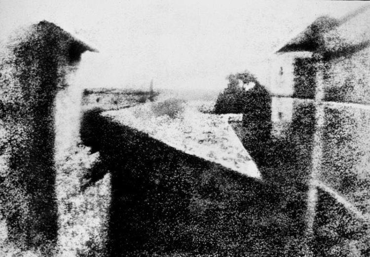 famous photographers Joseph.Nicéphore.Niépce.1826 view from window 750x521 1