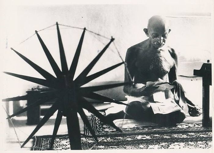 famous photographers Margaret Bourke White 1946 ghandi