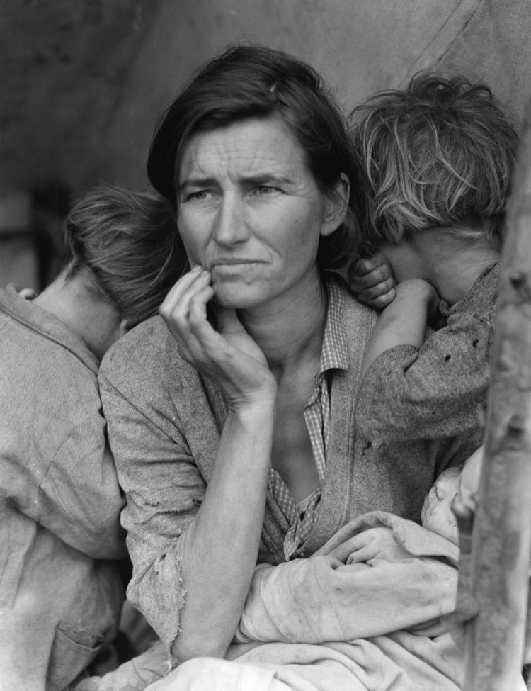 famous photographs Dorothea.Lange .1936 migrant mother 750x975 1