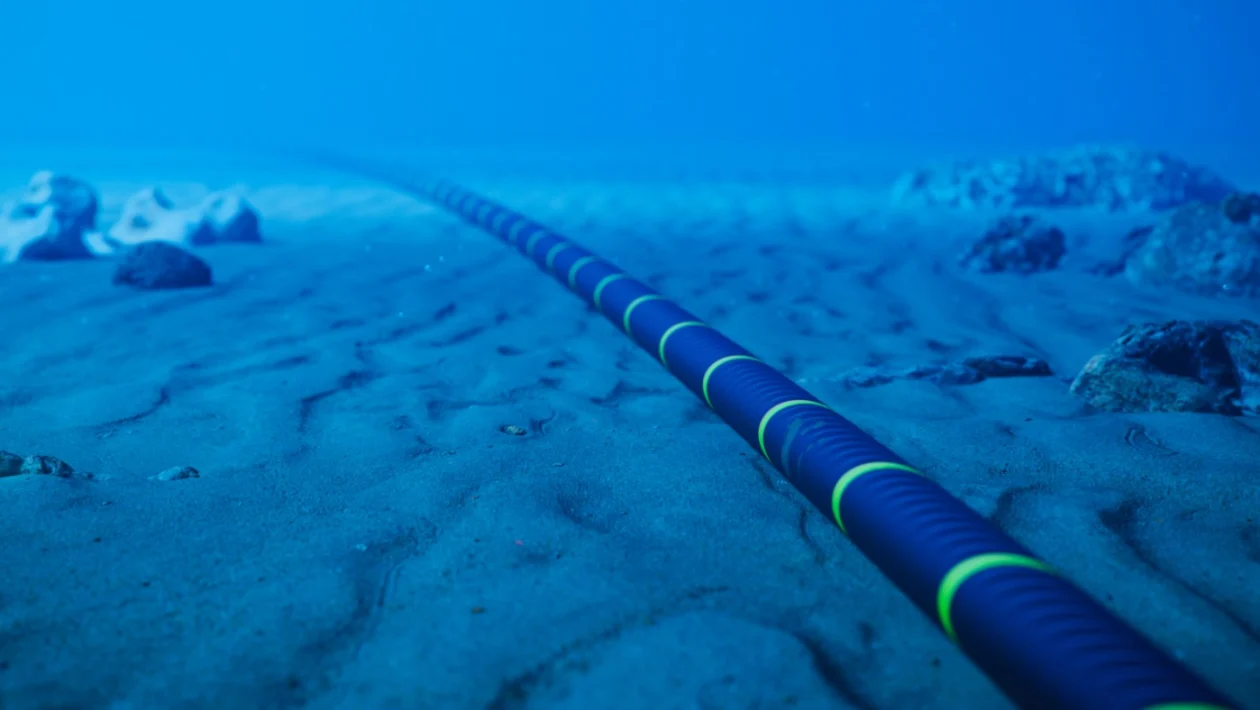 undersea cables GettyImages 1362710800