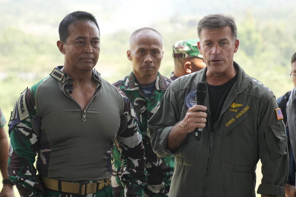 قائد القوات الأمريكي في الهندوباسيفيك وقائد الجيش الإندونيسي