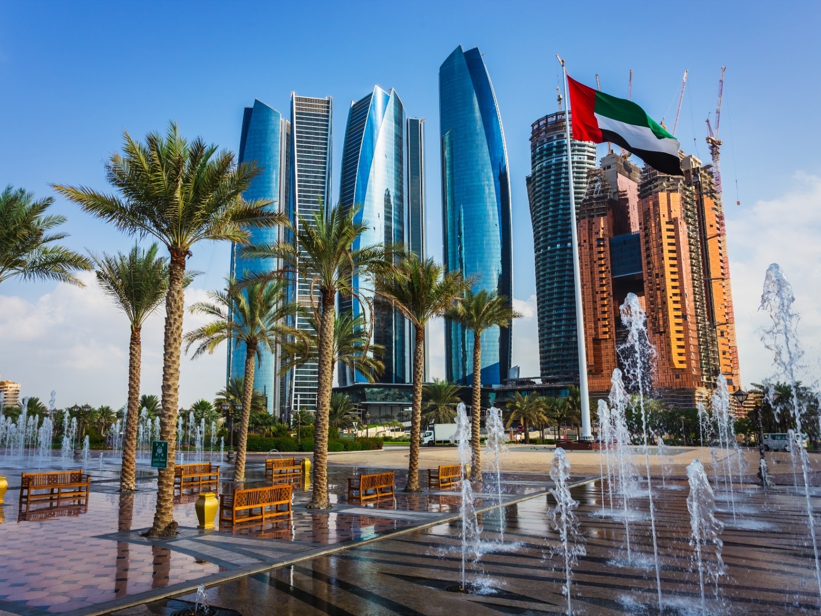 الإمارات تصدر قانونا بشأن حوكمة الشركات العائلية في إمارة أبوظبي 1643117054440