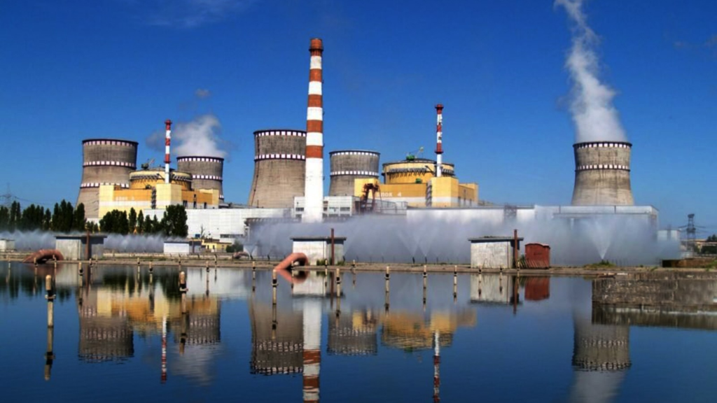 محطة زابوريجيا للطاقة النووية بأوكرانيا