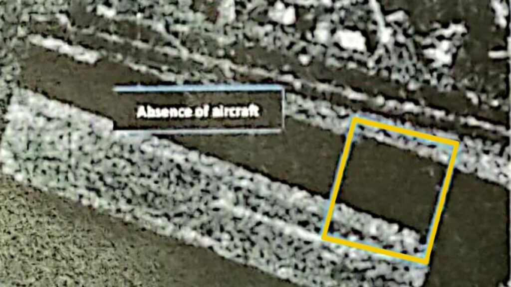 صورة أقمار صناعية ثالثة تظهر انطلاق الطائرتين من المطار الإيراني