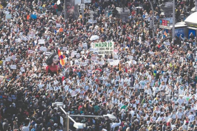 احتجاج في مدريد للتنديد بتردي وضع المنظومة الصحية