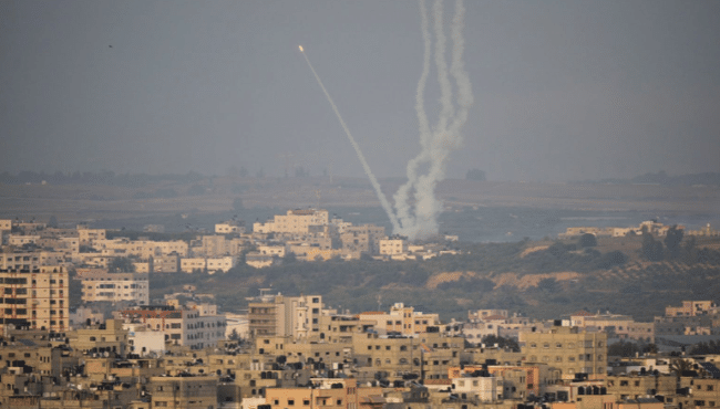 تبادل إطلاق النار بين غزة والاحتلال