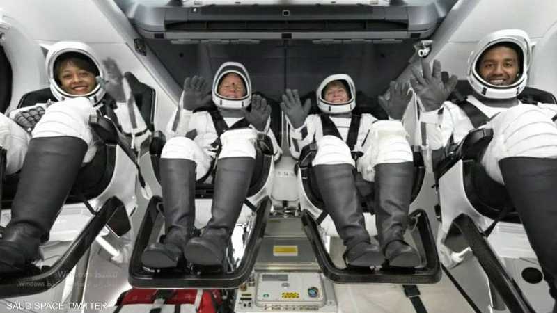 وصول رواد الفضاء السعوديين إلى المحطة الدولية