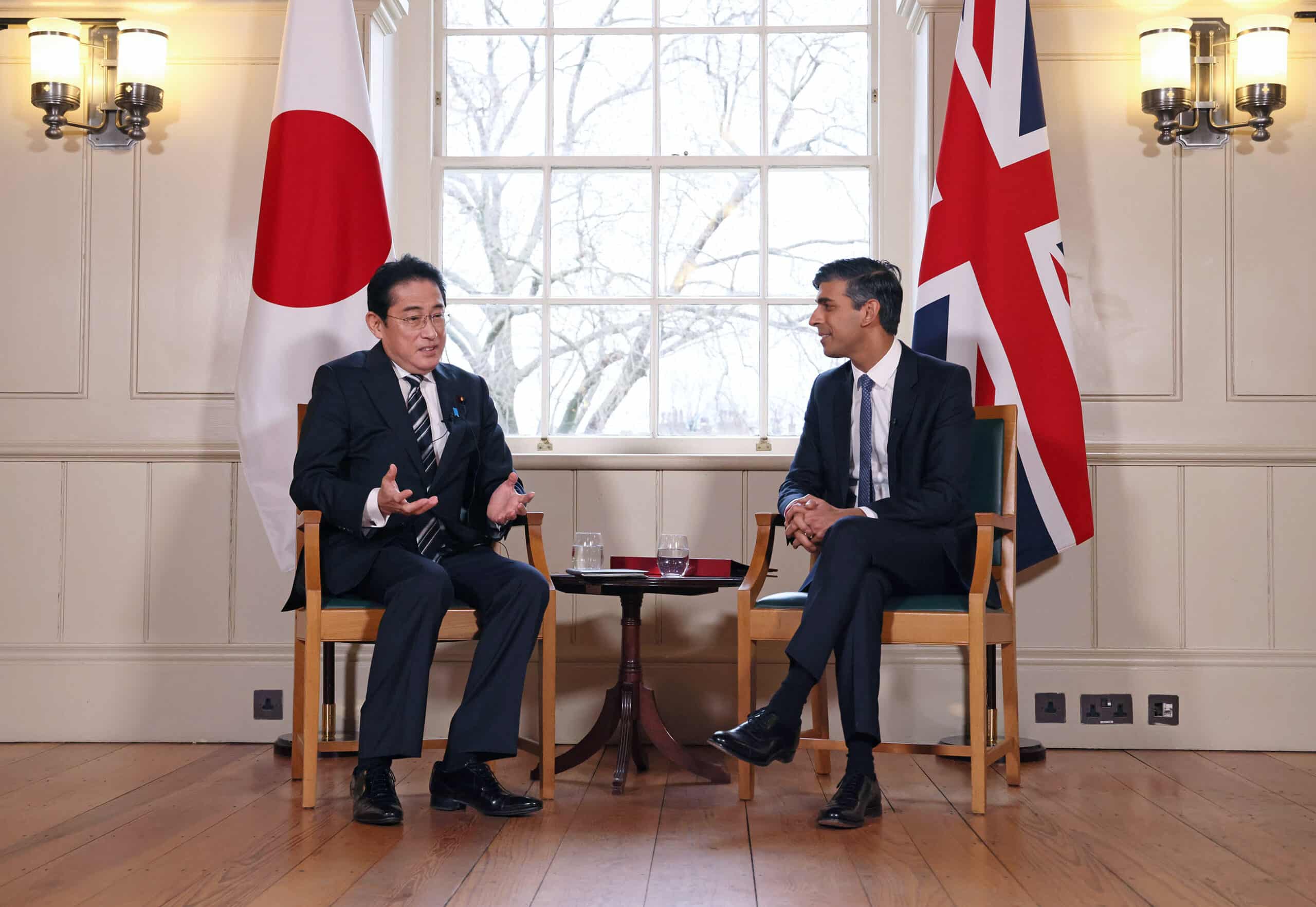 بعد التوقيع على اتفاق هيروشيما .. هل تستطيع المملكة المتحدة واليابان تستعدان لمنافسة القوى العظمى؟