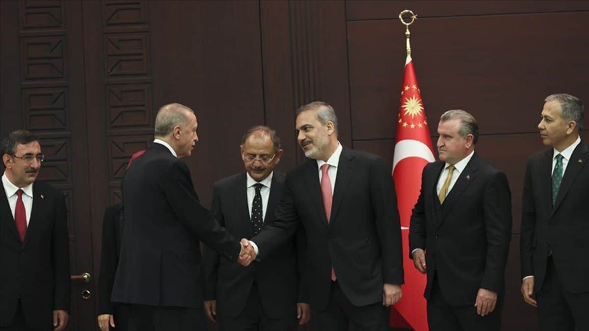 حارس أردوغان السري .. من هو هاكان فيدان وزير الخارجية التركي الجديد؟