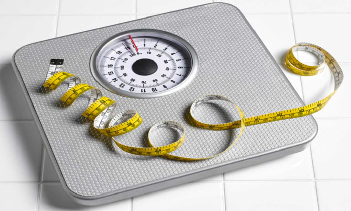 8 عادات يومية تسبب زيادة الوزن .. تعرف عليها