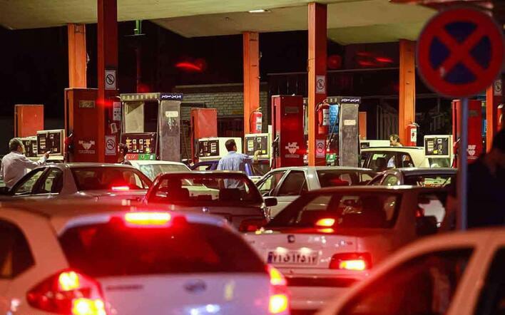 أزمة بنزين في محطات وقود طهران