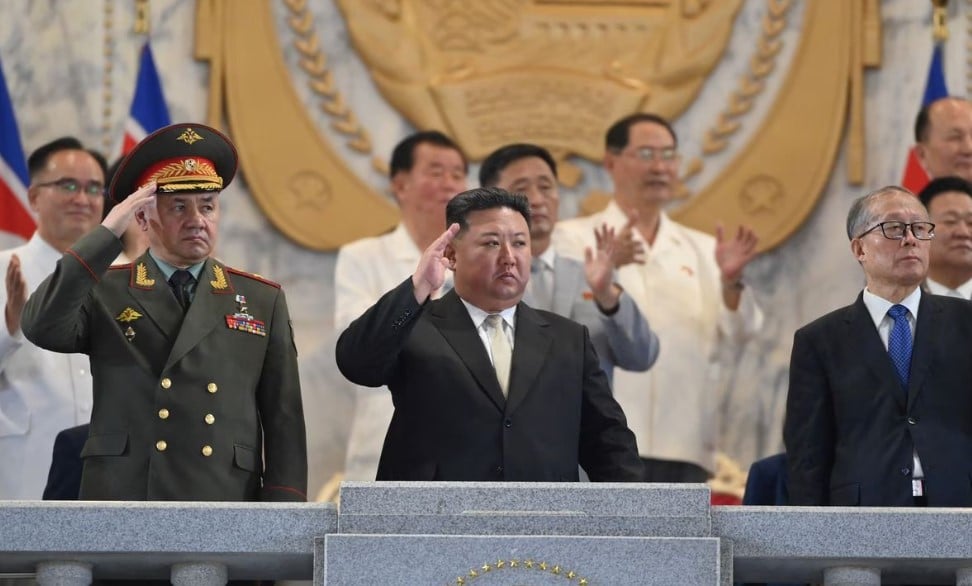 كوريا الشمالية تتخذ إجراءات جديدة.. هل تستعد بيونج يانج للحرب؟