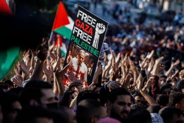 مظاهرات مؤيدة للفلسطينيين