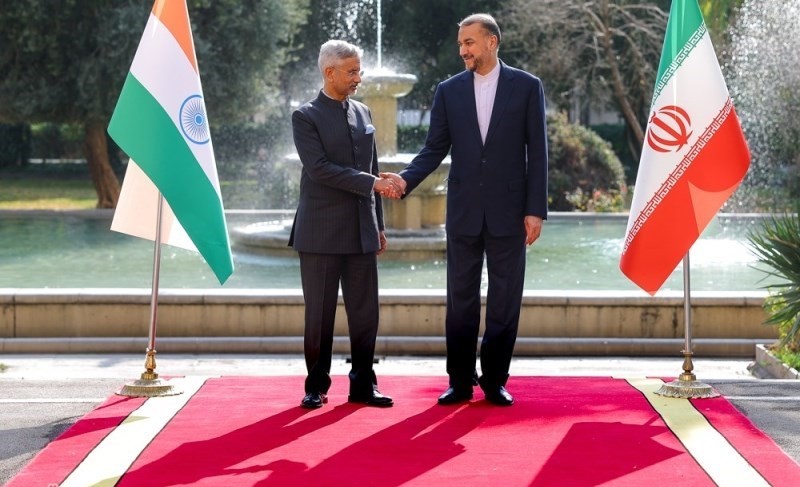وزير خارجية الهند مع نظيره الإيراني3