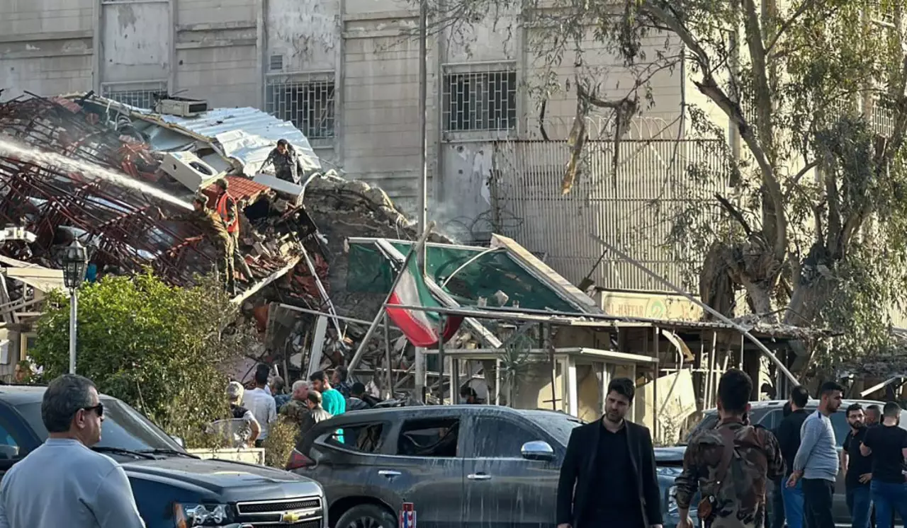 الهجوم الإسرائيلي على السفارة الإيرانية بسوريا