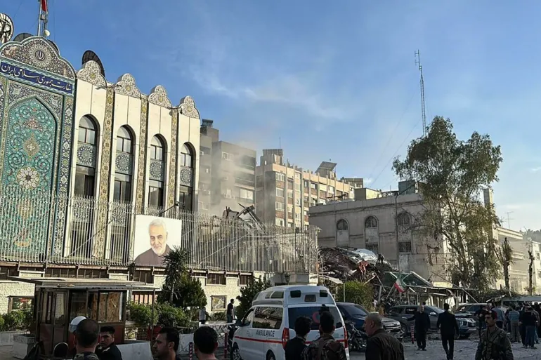 استهداف قنصلية إيران في دمشق 1 1