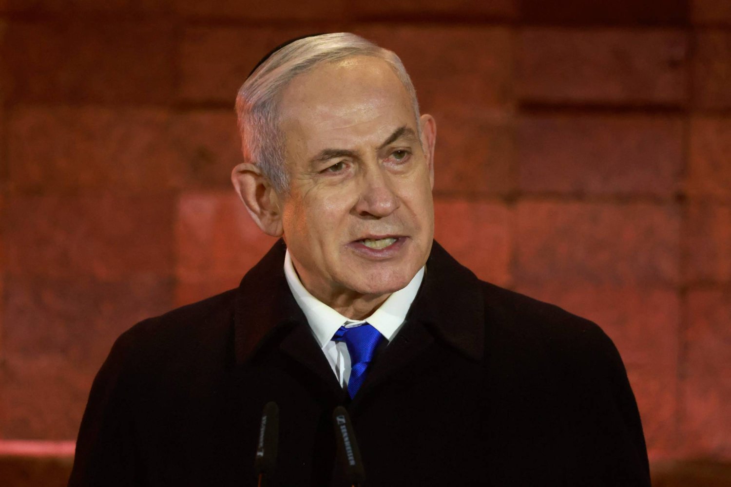 استطلاع: ثلثا الإسرائيليين يؤيدون اعتزال نتنياهو الحياة السياسية