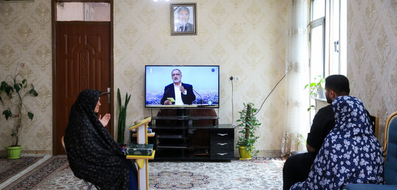 عيون الإيرانيين معلقة على انتخاب رئيس جديد للبلاد 13