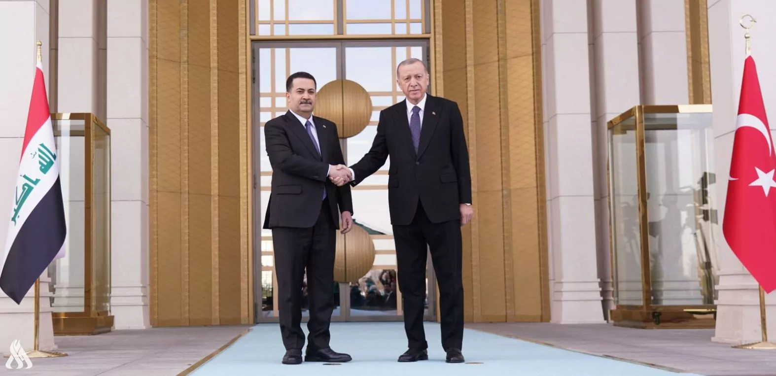 الأولى منذ 13 عامًا.. الرئيس التركي يصل إلى بغداد